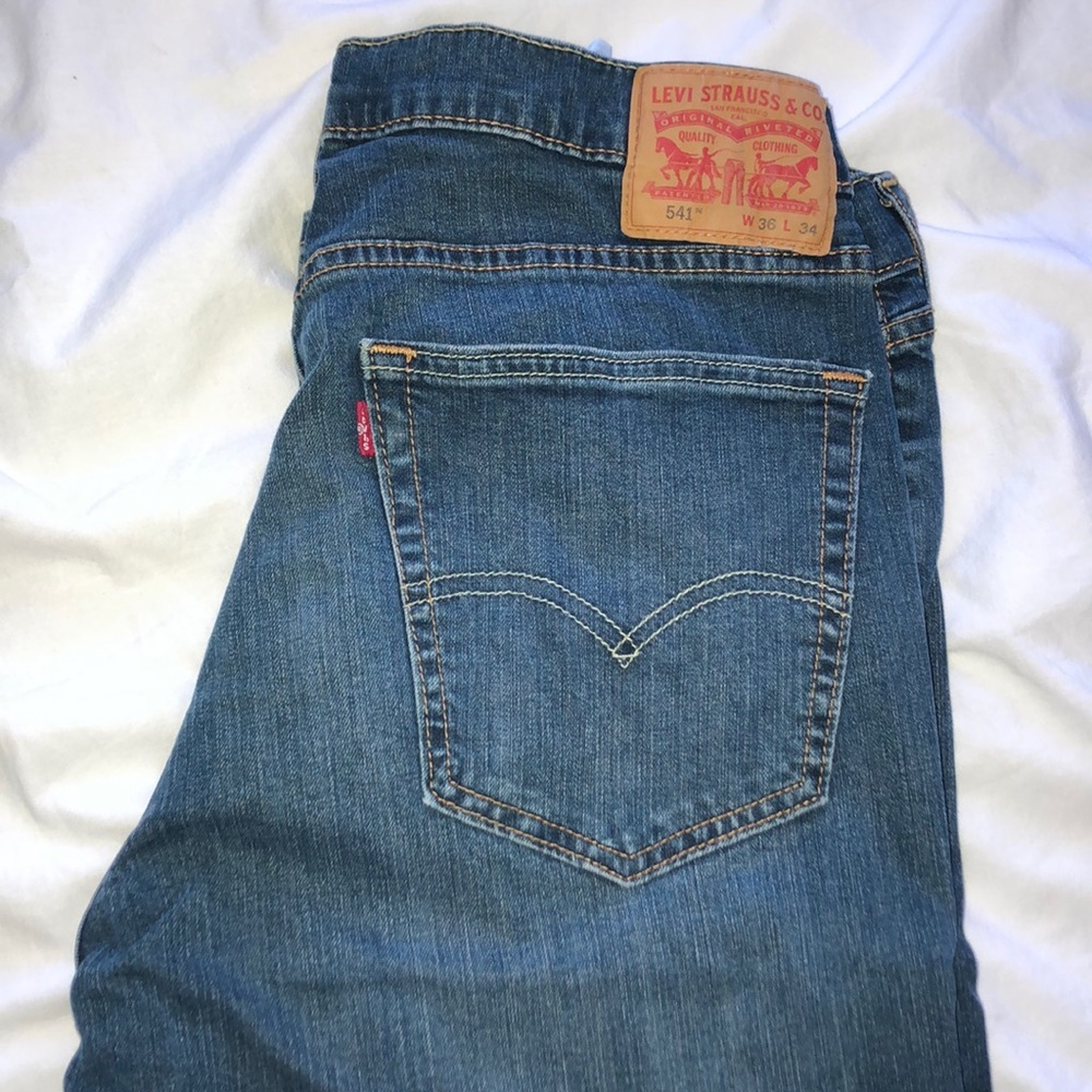 Levi’s Medium Wash 541’s Athletic Taper Fit